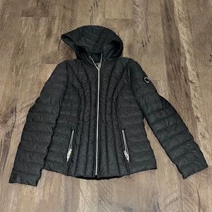 NAUTICA PUFFER JACKET SIZE MEDIUM WATER RESISTANT GRAY